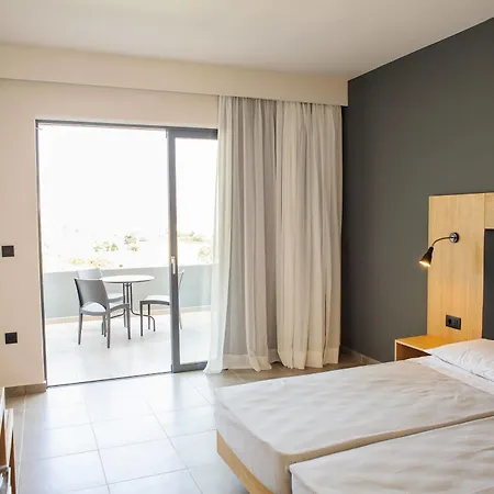 Evita Hotel 4*
