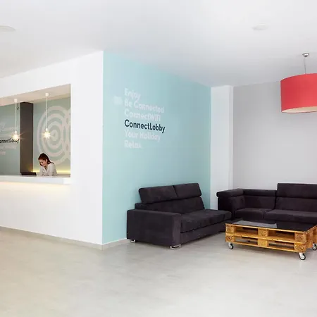 Evita פליראקי